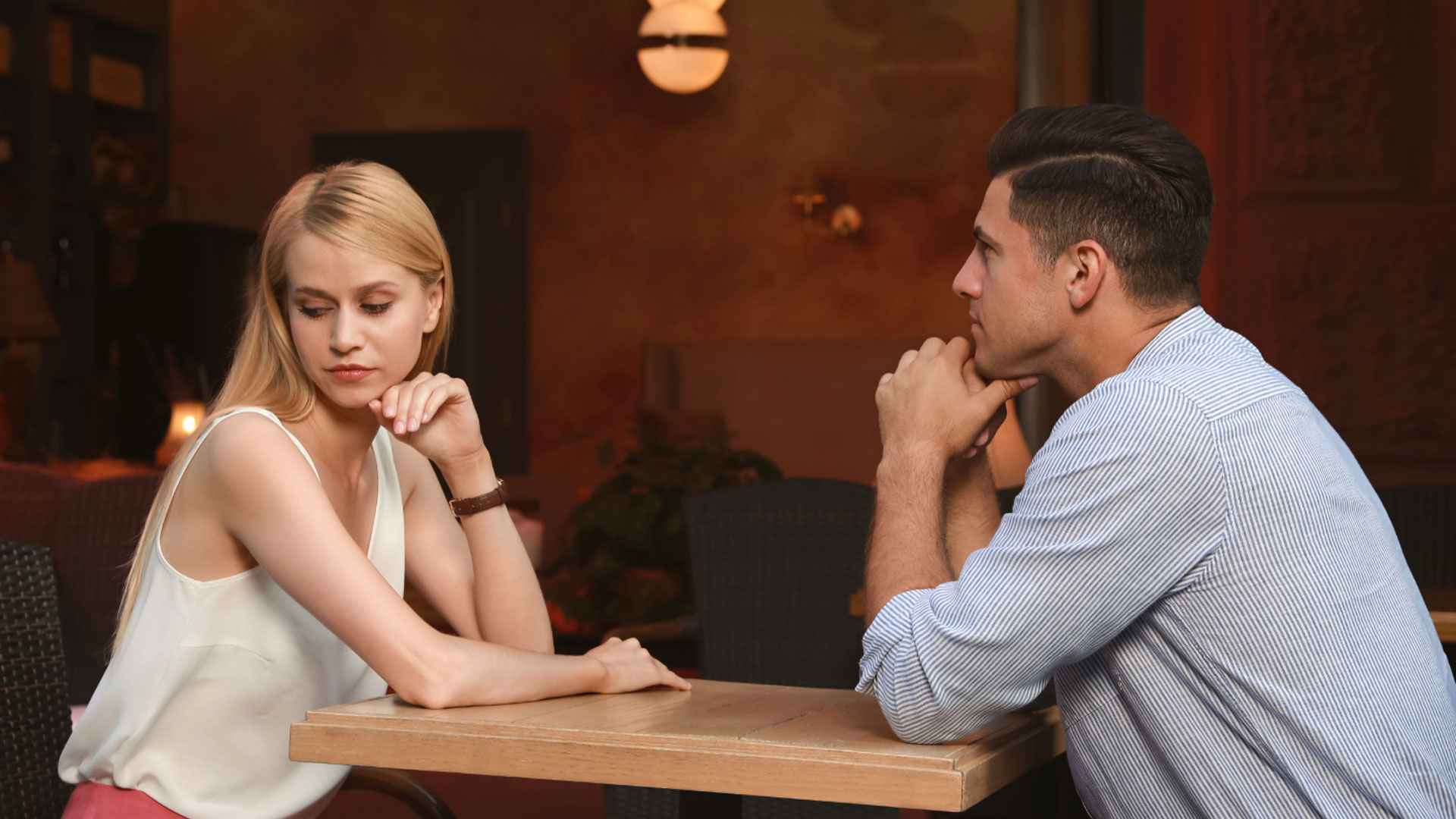 সঙ্গী আপনার সঙ্গে ‘টাইমপাস’ করছেন কি না বুঝুন এসব লক্ষণে