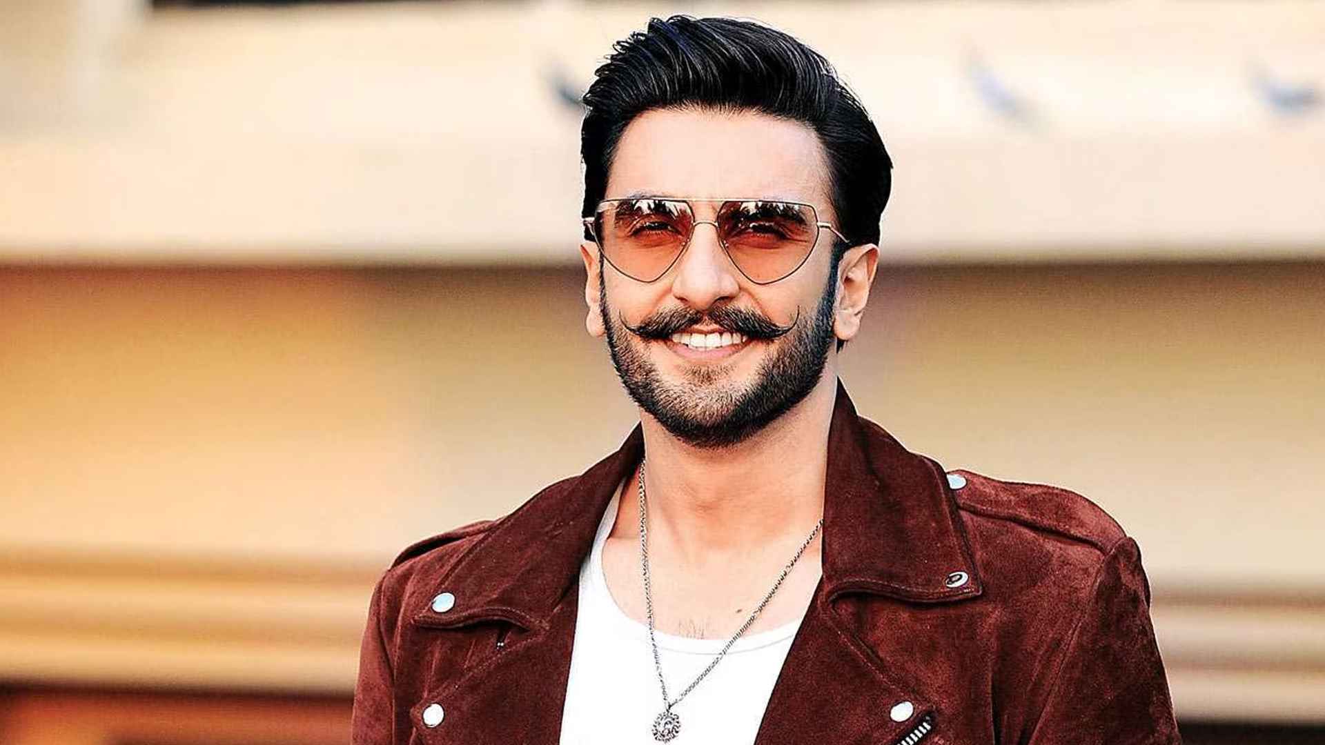 তিনদিন শুটিং করে সিনেমা থেকে সরে দাঁড়ালেন রণবীর