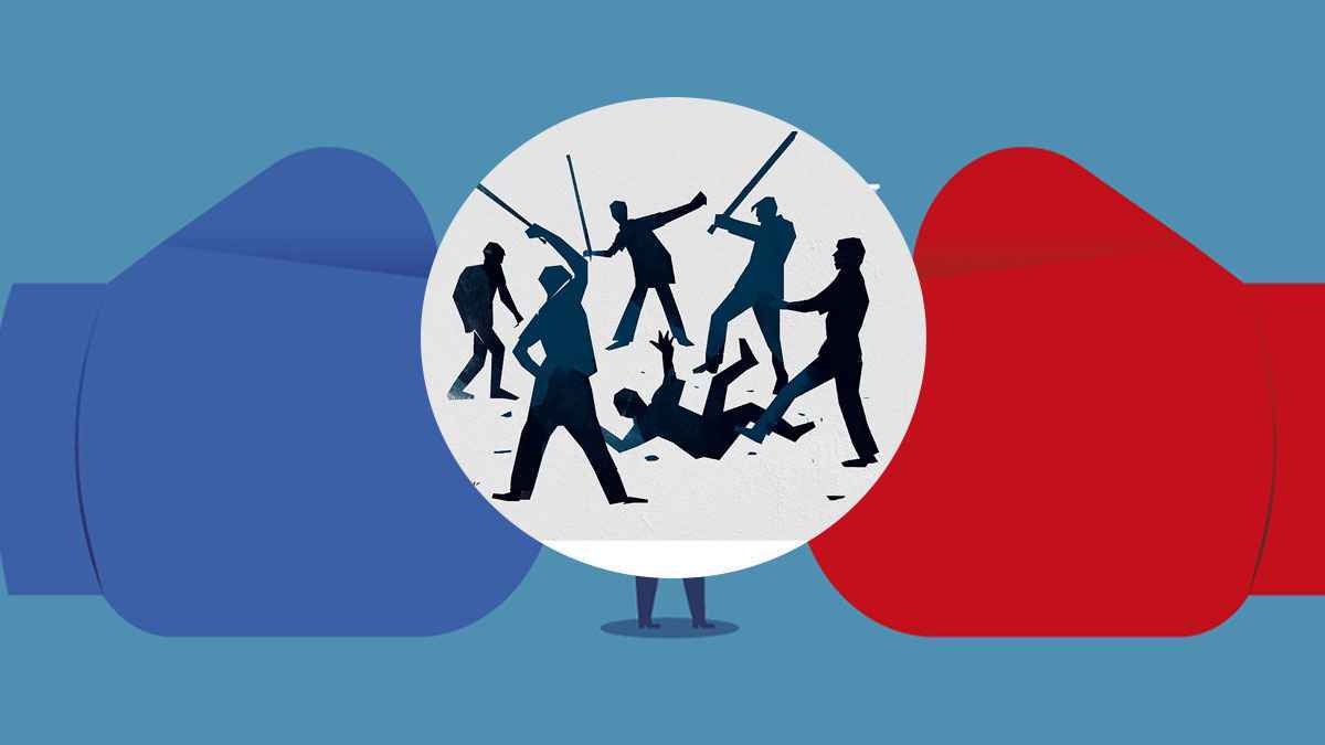 নরসিংদীতে বিয়ের অনুষ্ঠানে হামলা-অগ্নিসংযোগ, টেঁটাবিদ্ধসহ আহত ২০