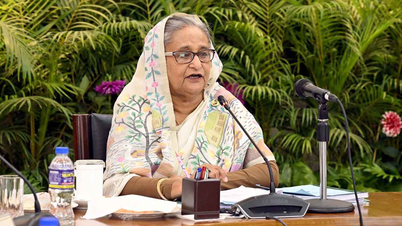 নিজে নামে প্রকল্প গ্রহণ না করার নির্দেশ প্রধানমন্ত্রীর