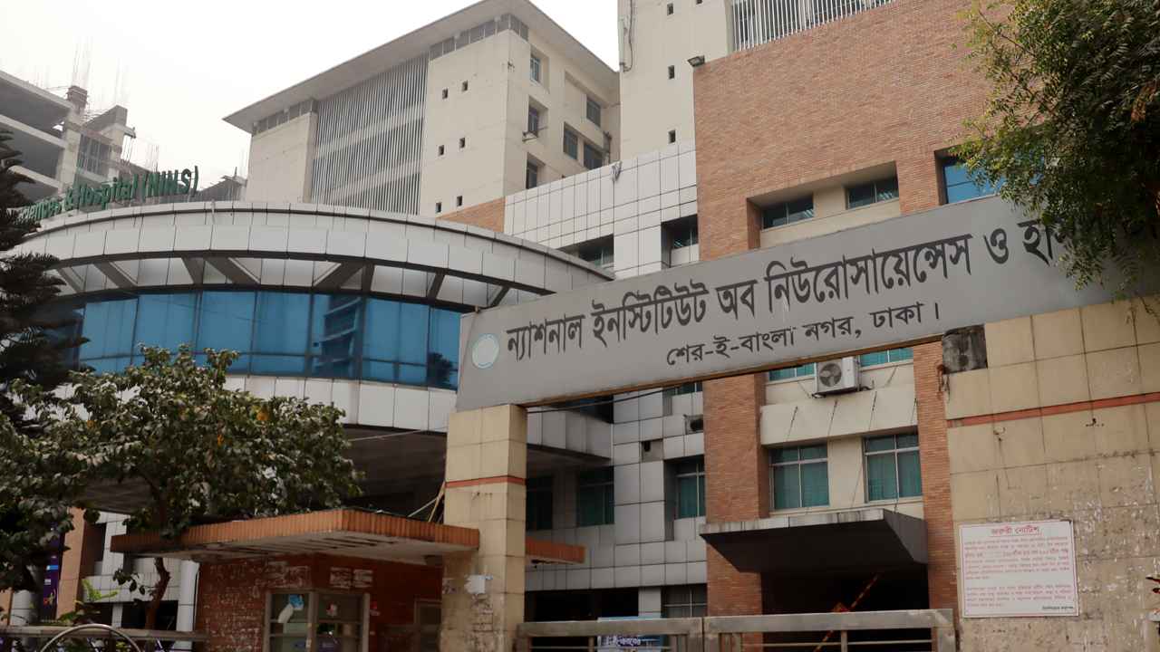 নিউরোসায়েন্সের লিফট রক্ষণাবেক্ষণে অবহেলা পেয়েছে তদন্ত কমিটি 