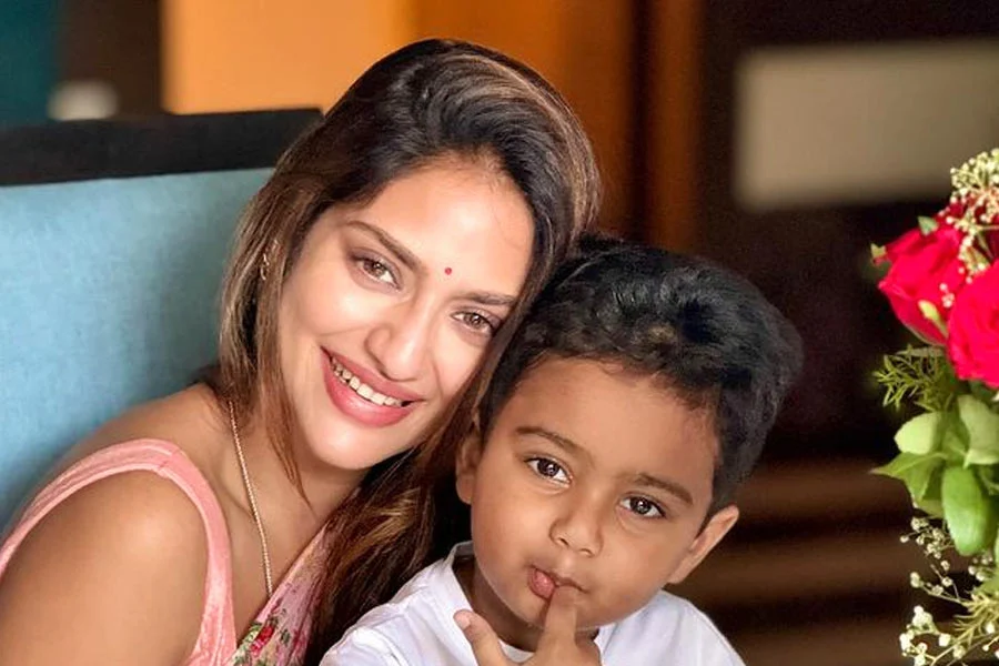 Nusrat-Yishaan