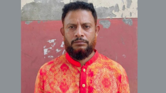 সিরাজগঞ্জে বোমা বিস্ফোরণ মামলার আসামি গ্রেফতার