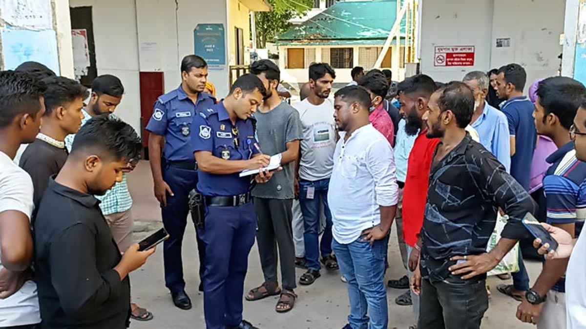 হাসপাতালের রোগীদের খাবারে অনিয়ম, ক্যান্টিন মালিককে জরিমানা