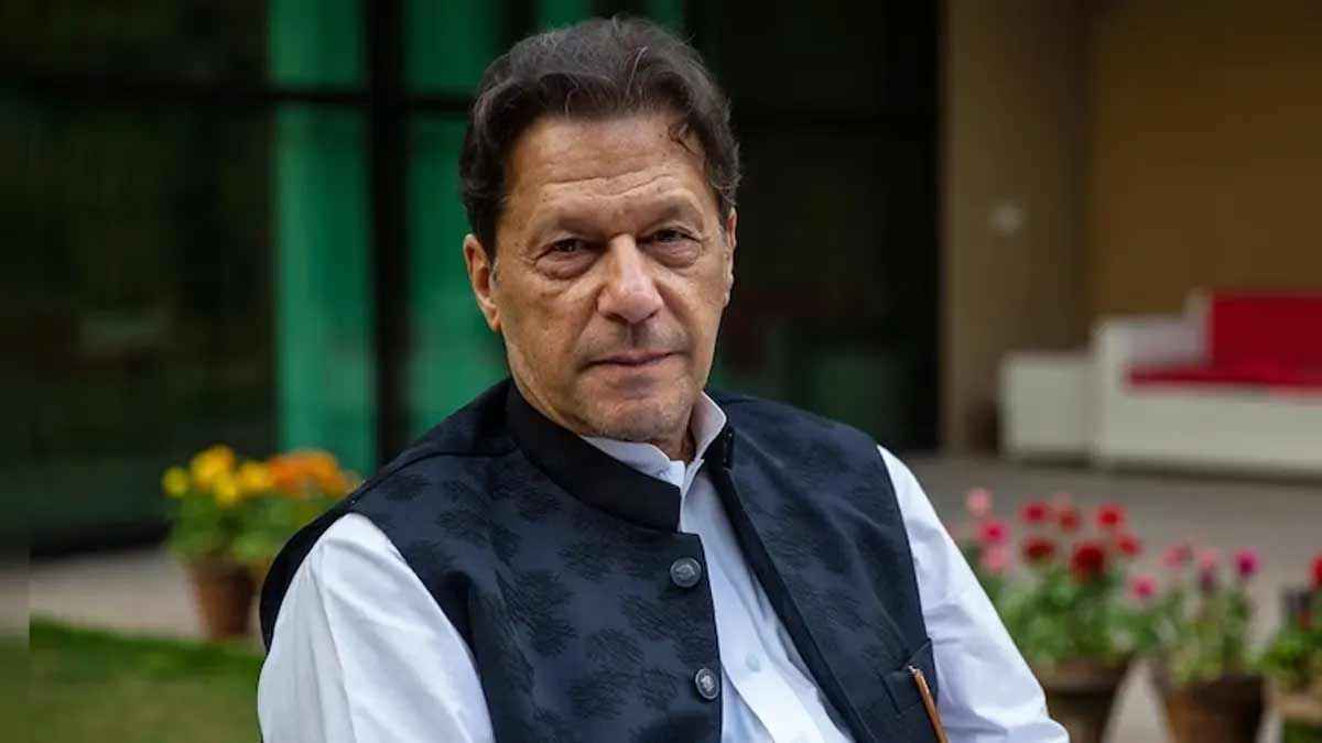 দুর্নীতির মামলায় ইমরান খানের জামিন