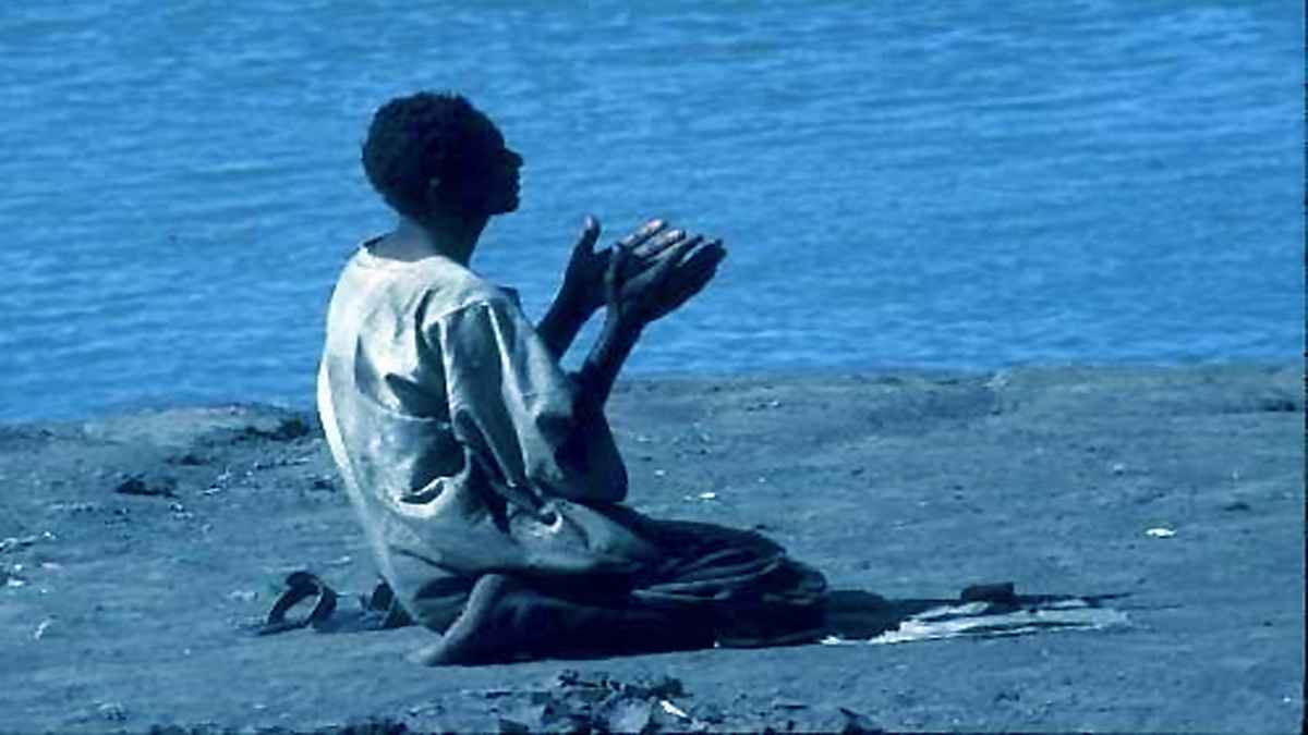 আল্লাহর কাছে গরিব-দুঃখীর মর্যাদা