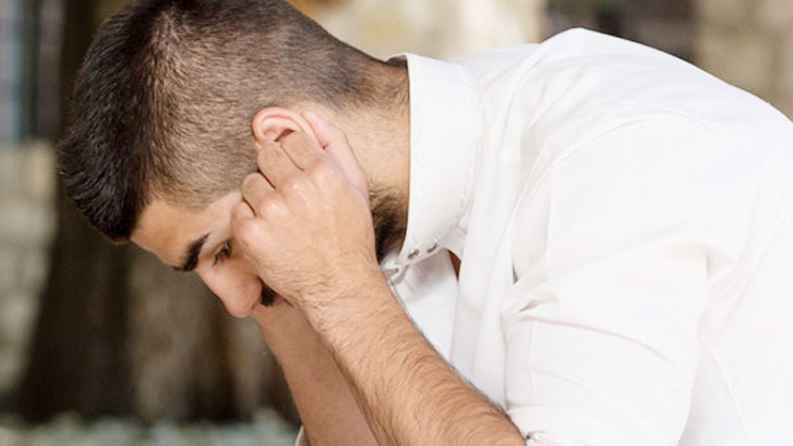 ভুলে কুলি ছাড়া অজু করলে নামাজ সহিহ হবে?