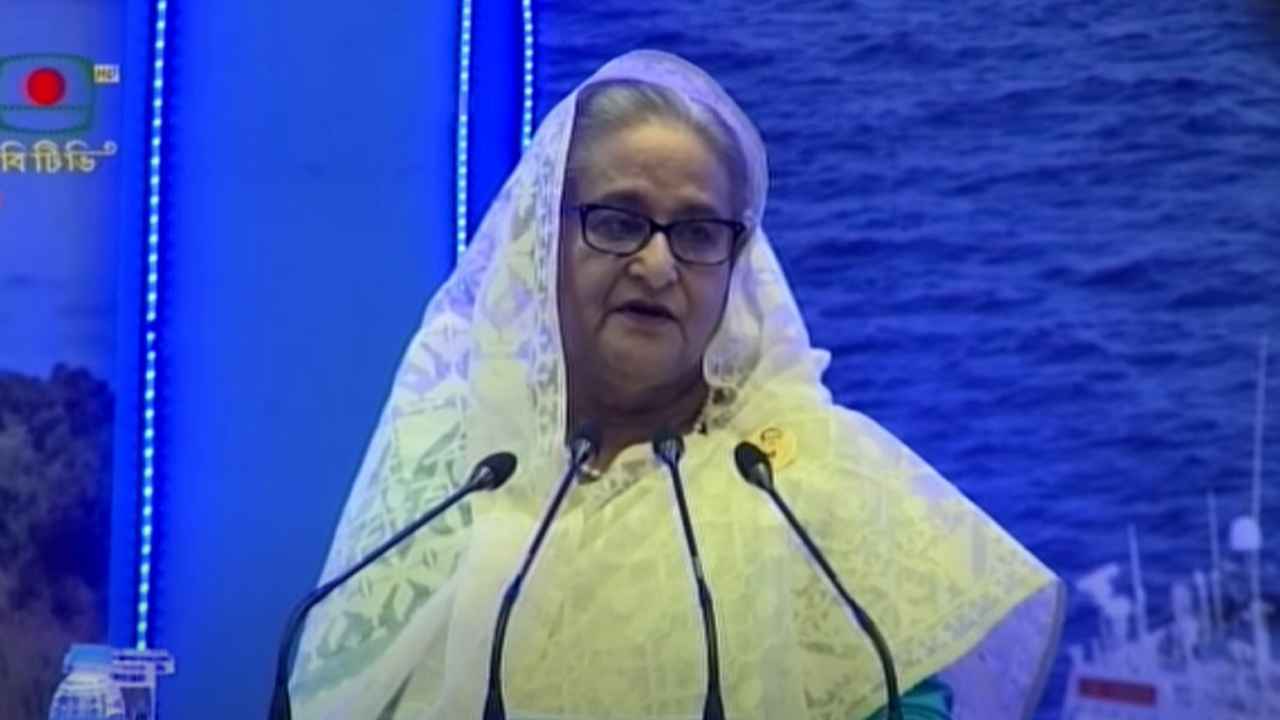 বাংলাদেশি সেনাদের প্রশংসা শুনলে গর্বে বুক ভরে যায়: প্রধানমন্ত্রী