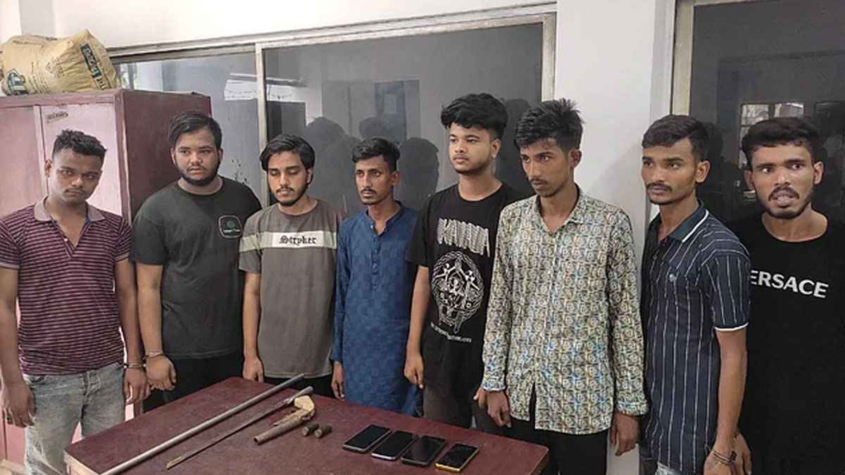 জীবন্ত প্রাণী নিয়ে প্রচারণায় জরিমানা, অনাদায়ে এক মাসের কারাদণ্ড