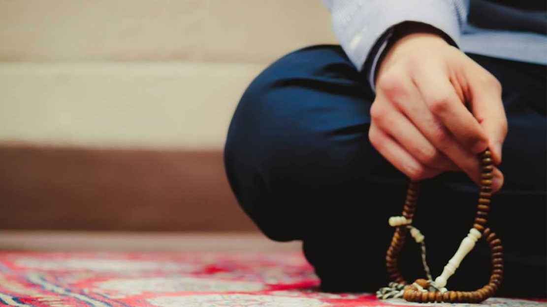 যেসব জিকির ১০০ বার করতে বলা হয়েছে হাদিসে