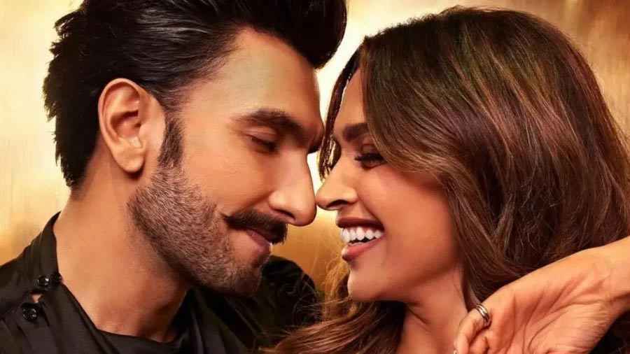 কন্যার আরবি নাম রেখেছেন দীপিকা-রণবীর, জানা গেল কারণ