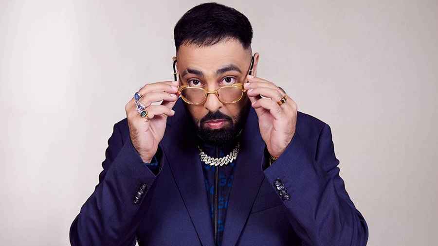 বকেয়া না মেটানোয় র‍্যাপার বাদশার নামে মামলা