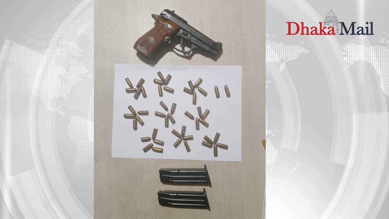 ম্যাগাজিন-গুলিসহ অবৈধ পিস্তল উদ্ধার