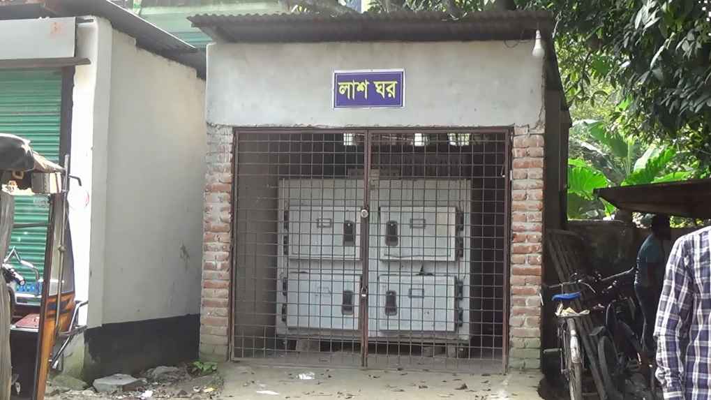 ঝিনাইদহে দুই আলমসাধুর মুখোমুখি সংঘর্ষ, নিহত ১