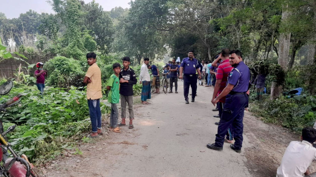 চুয়াডাঙ্গায় নারীর অর্ধগলিত মরদেহ উদ্ধার