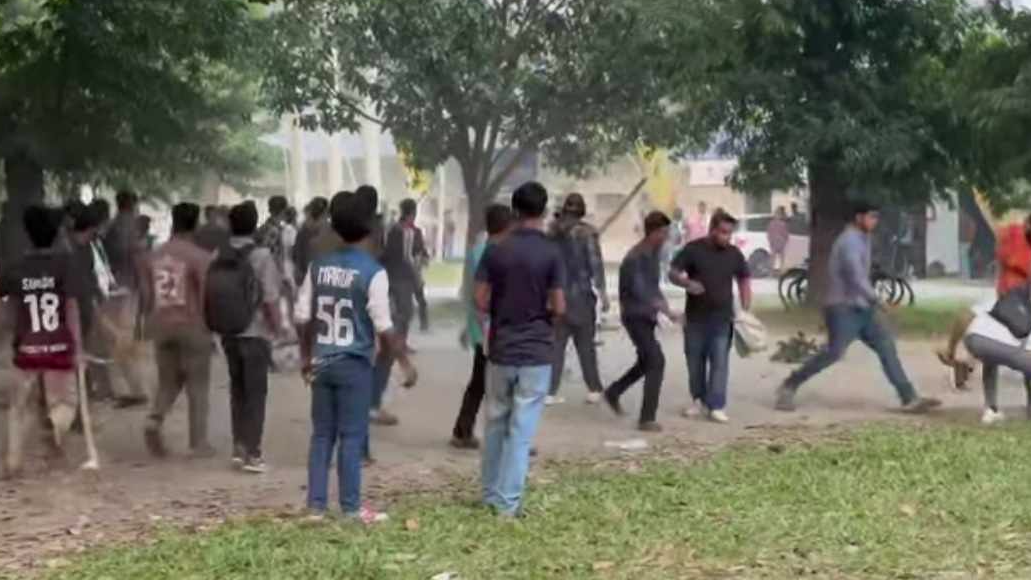 রাবিতে খেলাকে কেন্দ্র করে সংঘর্ষ, আহত ১০