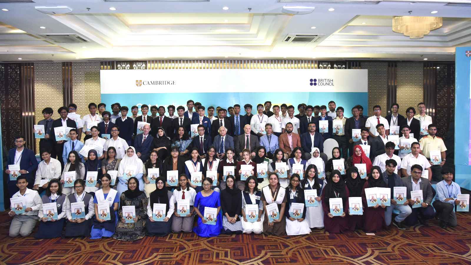 বাংলাদেশের ৬৫ শিক্ষার্থী পেল ‘টপ ইন দ্য ওয়ার্ল্ড অ্যাওয়ার্ড’