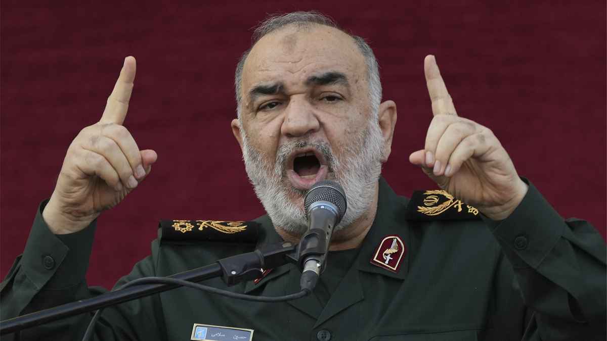 গ্রেফতারি পরোয়ানা নেতানিয়াহুর ‘রাজনৈতিক মৃত্যু’: আইআরজিসি প্রধান