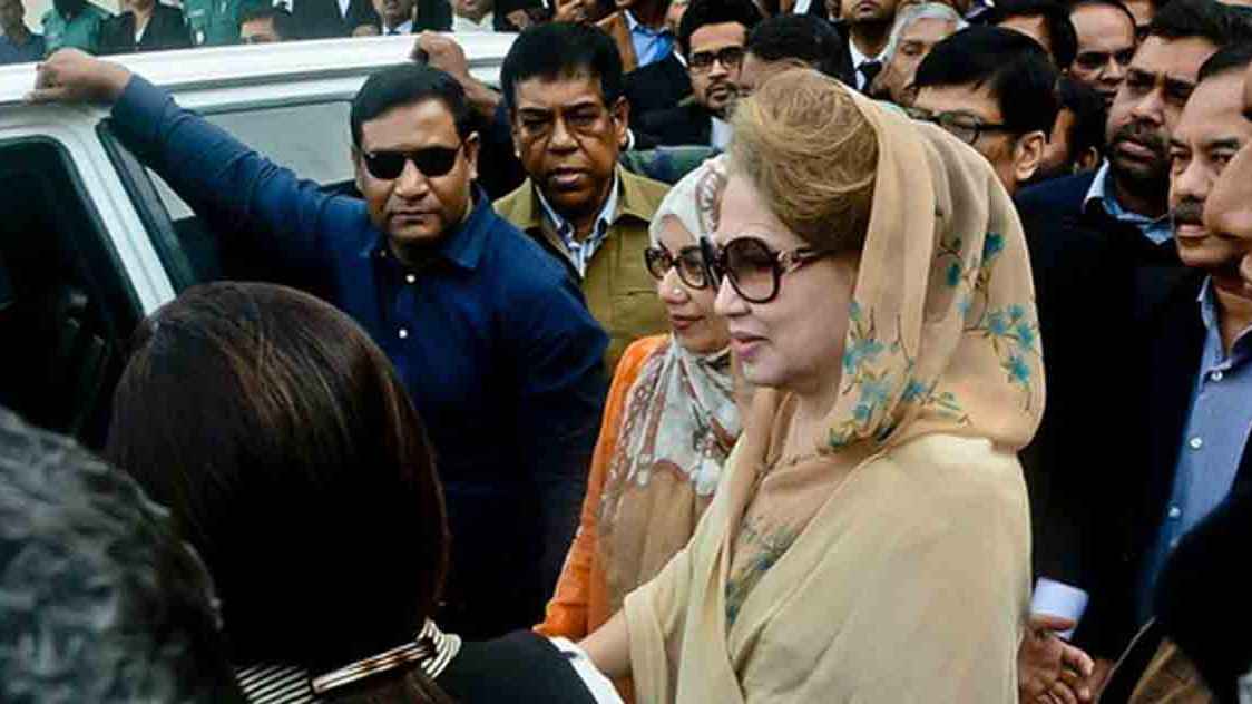 খালেদা জিয়ার বিরুদ্ধে অভিযোগ গঠনের শুনানি ফের পেছাল