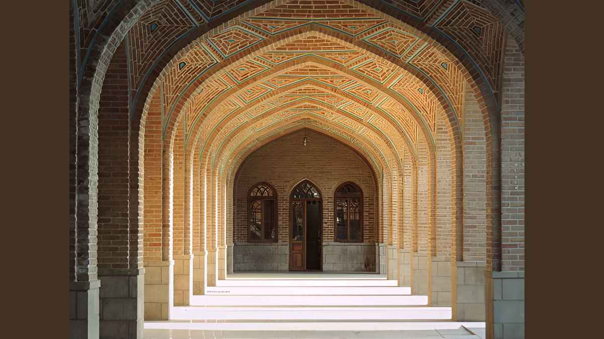 মান্নতের গোশত সন্তান ও ধনী মেহমানরা খেলে করণীয় কী