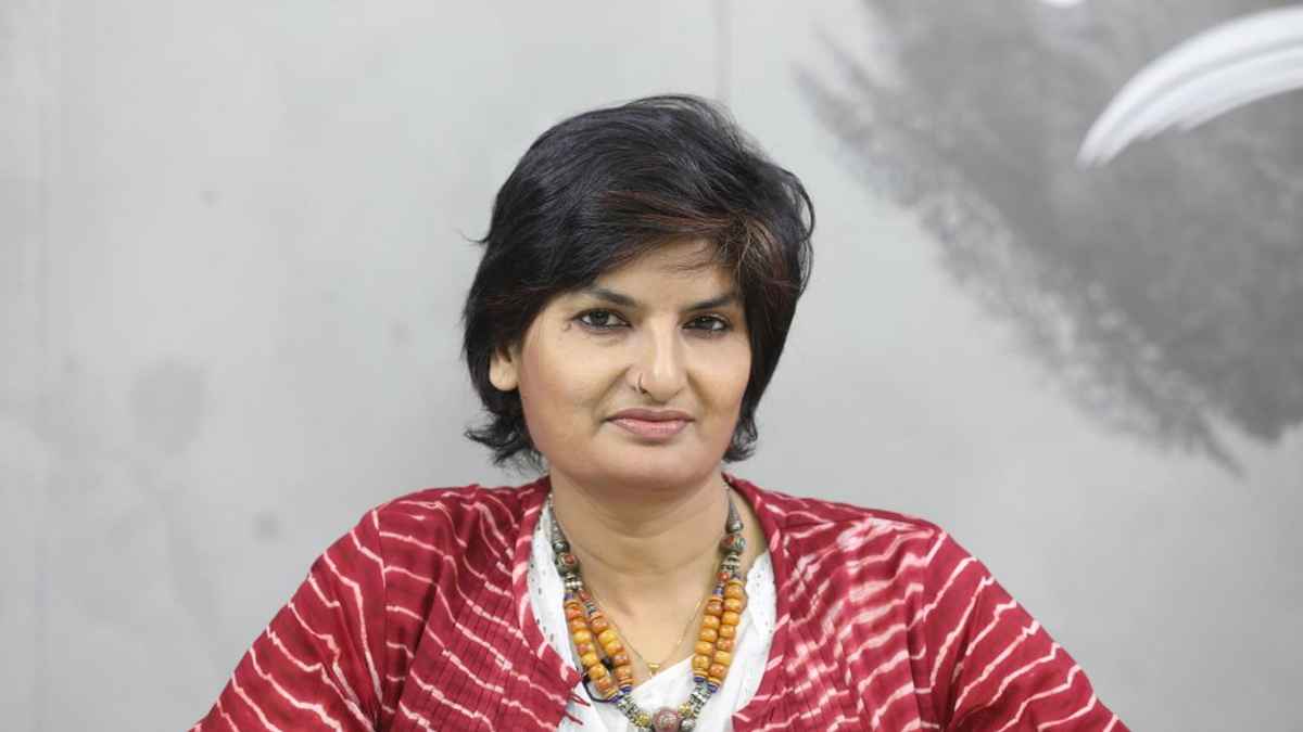 সাংবাদিক মুন্নী সাহা গ্রেফতার