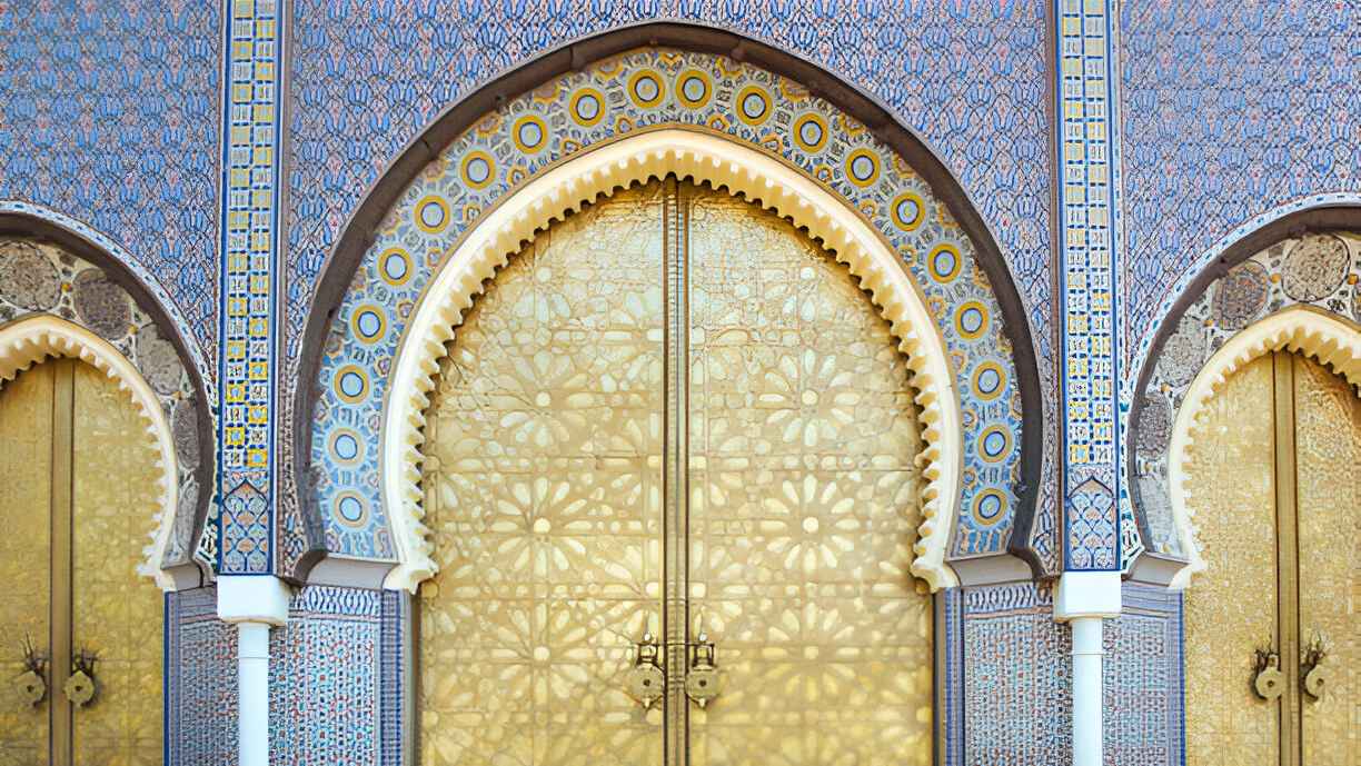 আল্লাহ যাদের দায়িত্ব নিয়ে নেন