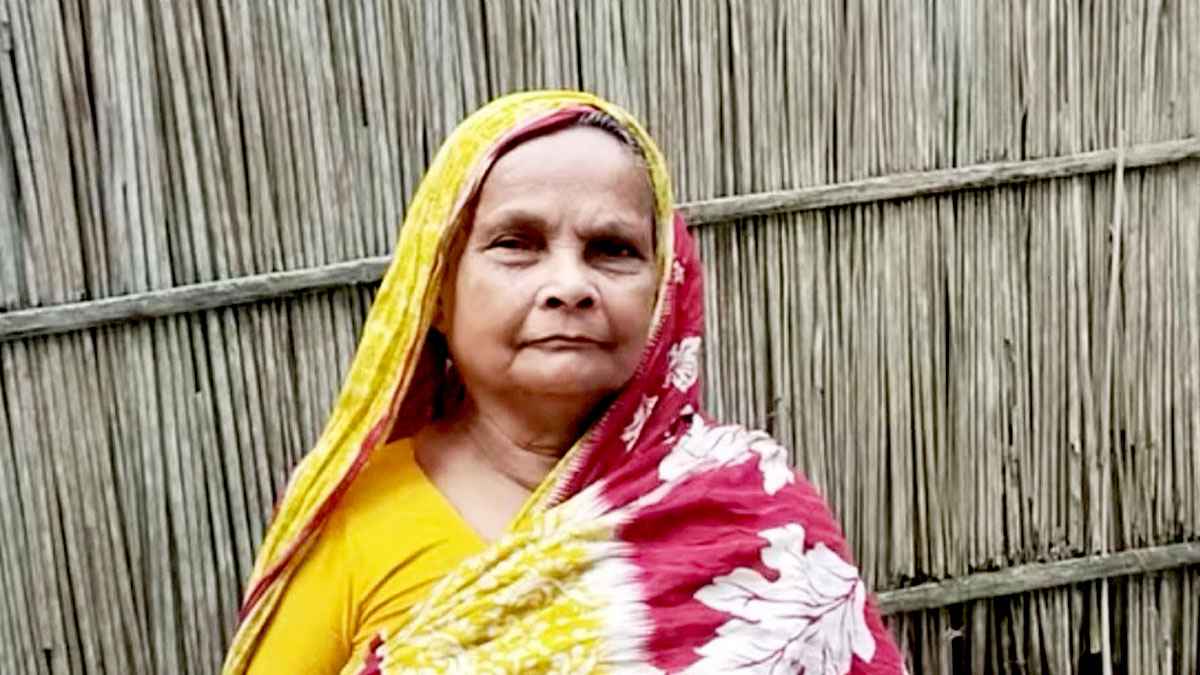 ৭০ বছরের বিধবা ছকিনা বেগমের আর্তনাদ