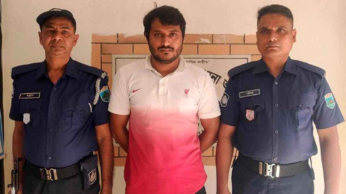 সিরাজগঞ্জে থানায় হামলার ঘটনায় ছাত্রলীগ নেতা গ্রেফতার