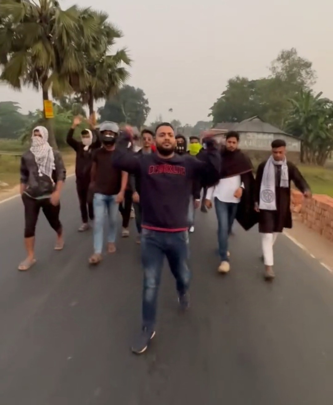 thumbnail_1000019589