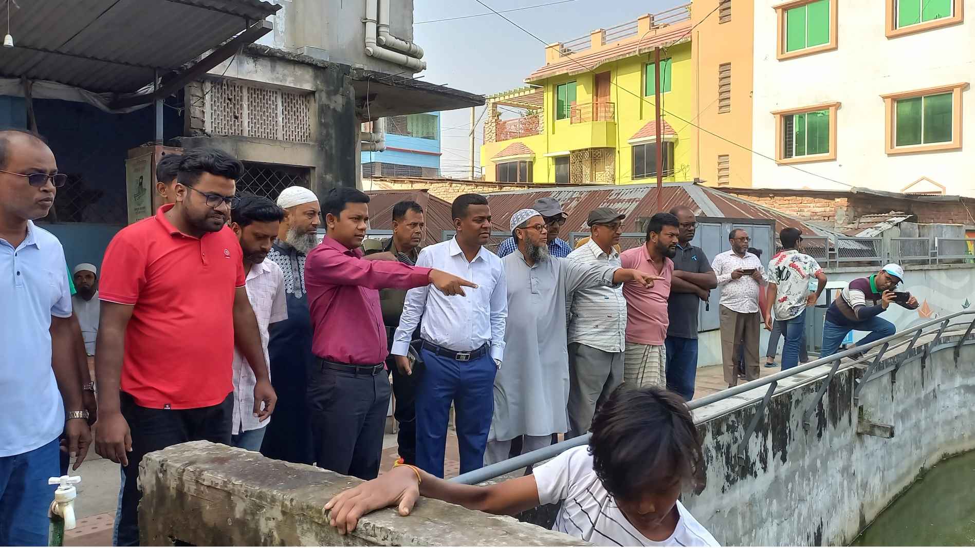 দায়িত্ব গ্রহণের পর পরিচ্ছন্নতা অভিযানে নামলেন ইউএনও