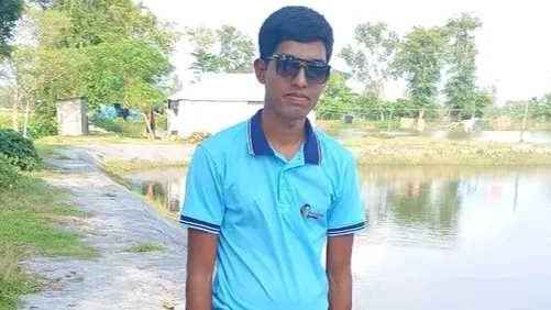 ফেসবুকে স্ট্যাটাস দিয়ে যুবকের আত্মহত্যা