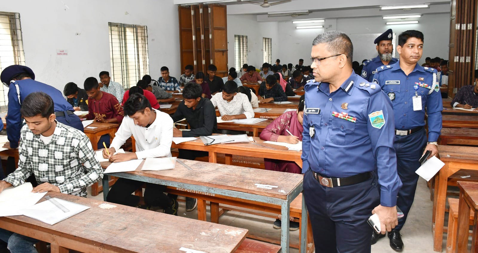 thumbnail_Naogaon_police_pic_-_2