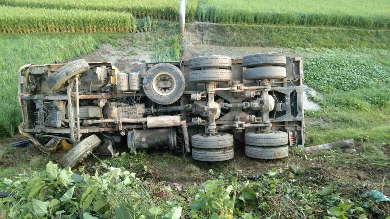 ব্রাহ্মণবাড়িয়ায় ট্রাকচাপায় পথচারী নিহত