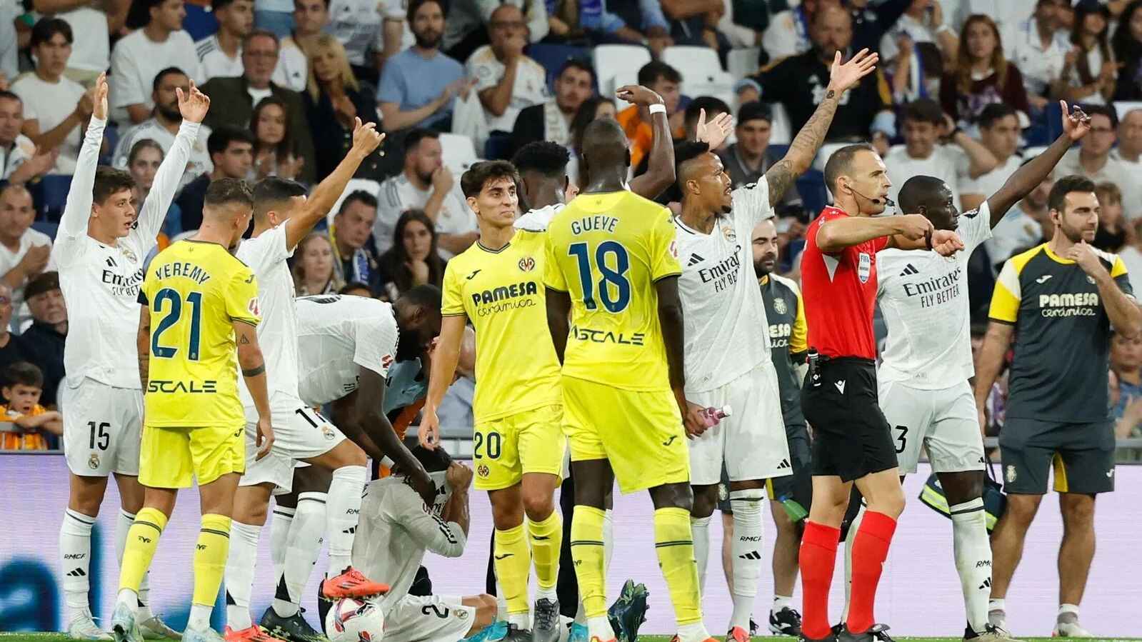 ঘরের মাঠে জিতেও অস্বস্তিতে রিয়াল মাদ্রিদ