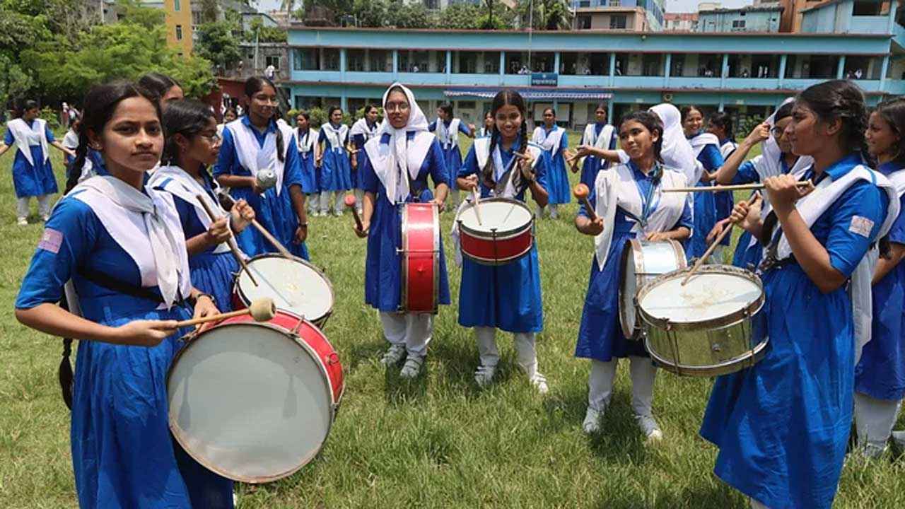 যে কারণে জিপিএ-৫ বাড়লেও কমেছে পাসের হার