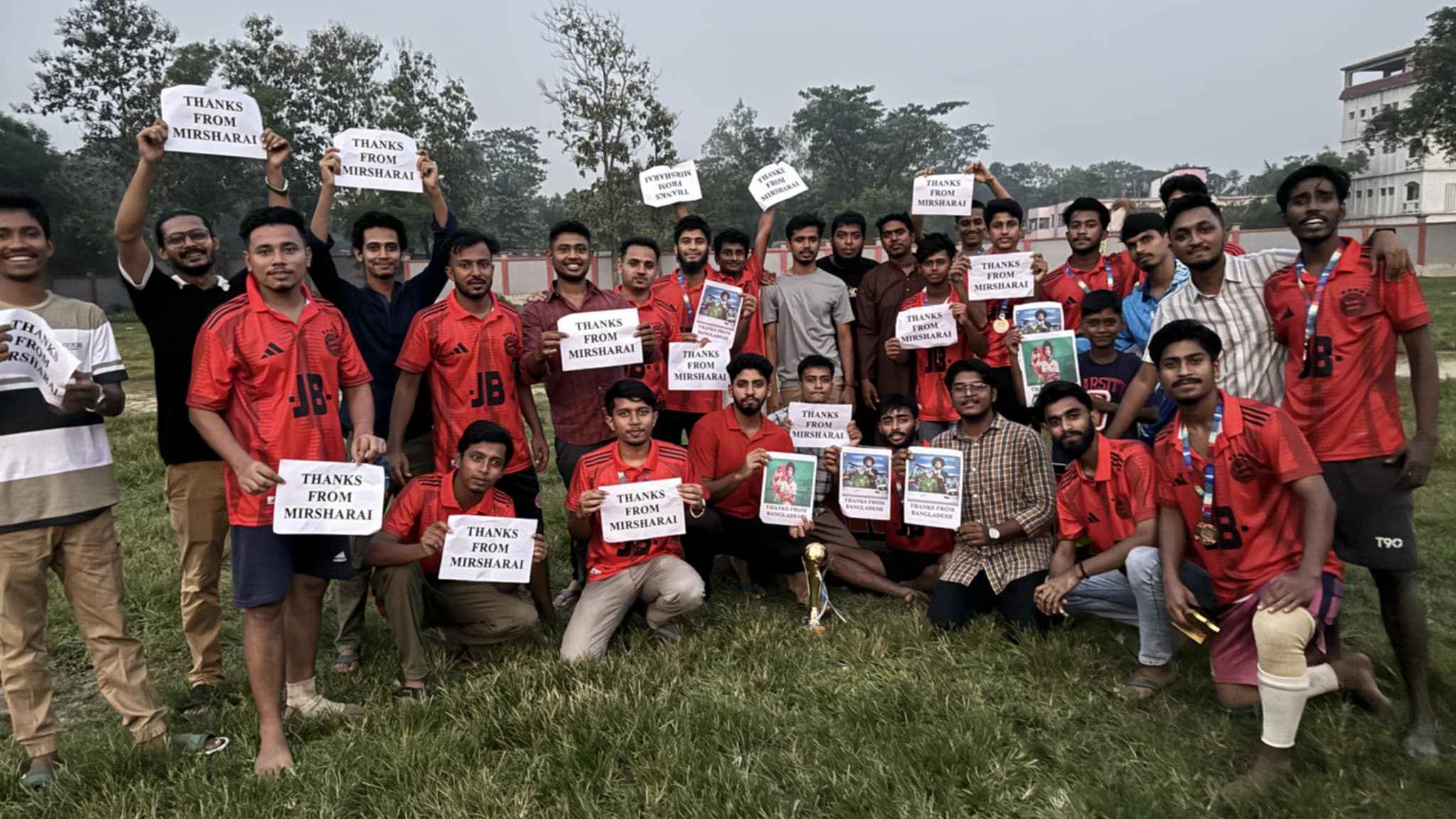 জেবি চ্যাম্পিয়ন্স লীগ: লিভারপুলকে ০-১ গোলে হারিয়ে বায়ার্ন মিউনিখের জয়