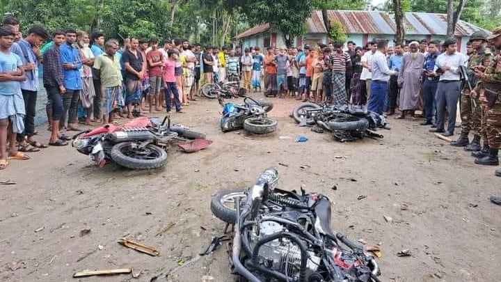 নাটোরে নদী দখল নিয়ে দুপক্ষের সংঘর্ষ, আহত ৩