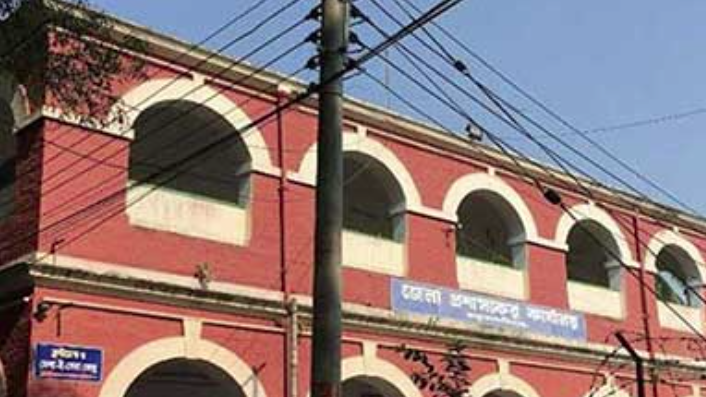 মুক্তাগাছার ৯ ইউপি চেয়ারম্যানের দায়িত্ব হস্তান্তর