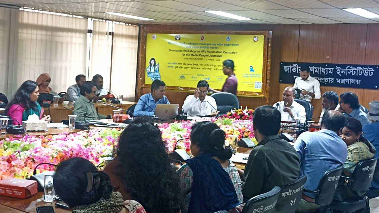 বিনামূল্যে এইচপিভি টিকা পাবেন ৬২ লাখ কিশোরী