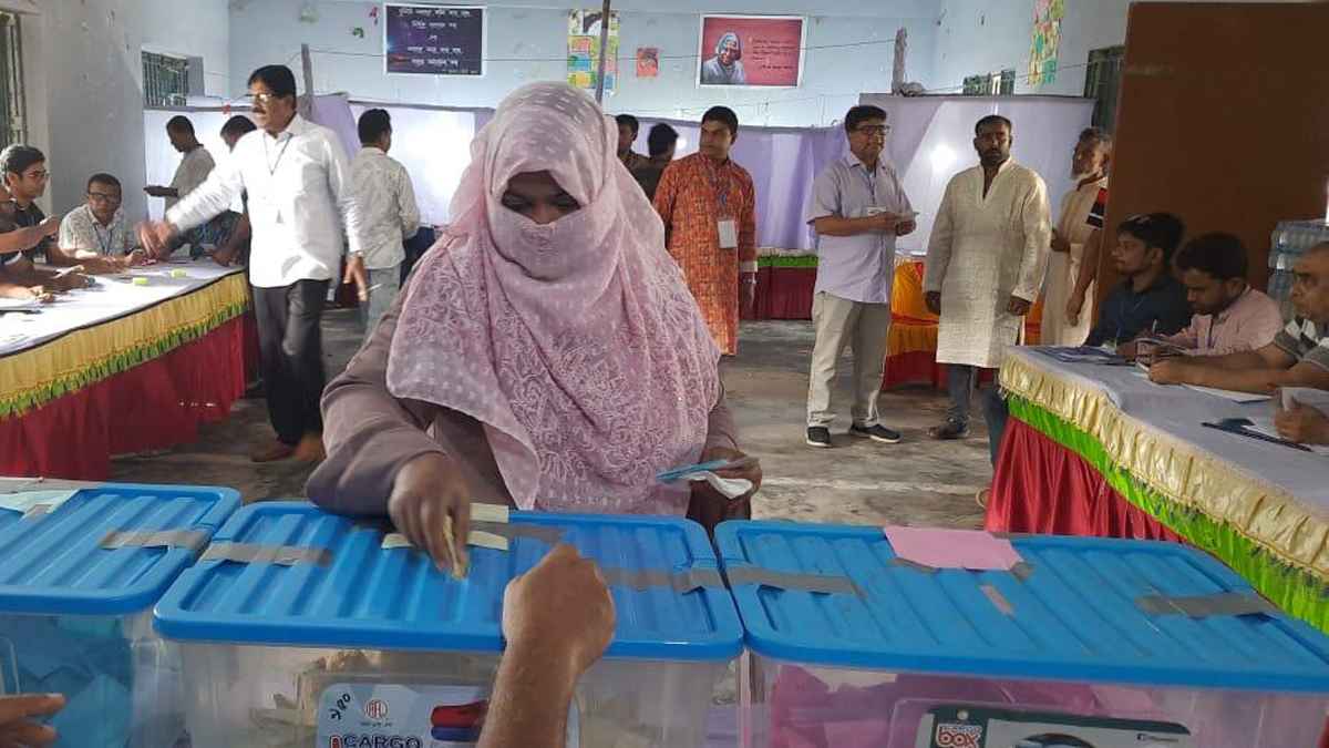 ১৫ বছর পর ঝিকরগাছা বিএনপি নেতা নির্বাচনে ভোট