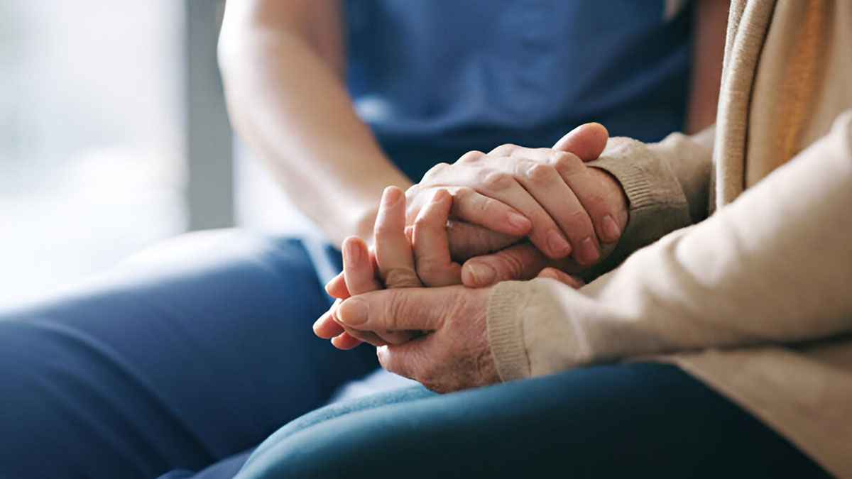 রোগী দেখাসহ ৪ আমলের প্রতিদান জান্নাত