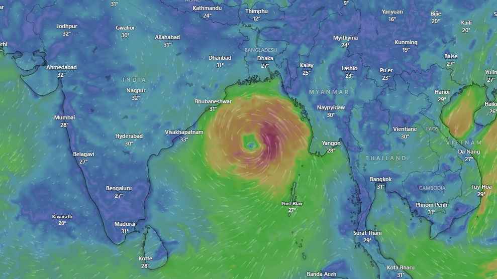 ঘূর্ণিঝড়ে রূপ নিলো গভীর নিম্নচাপ