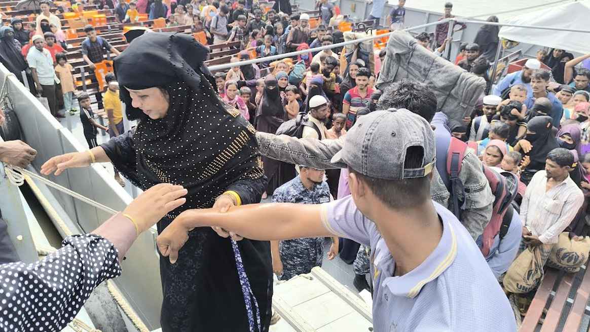 ভাসানচরে পৌঁছেছেন আরও ৫০৬ রোহিঙ্গা