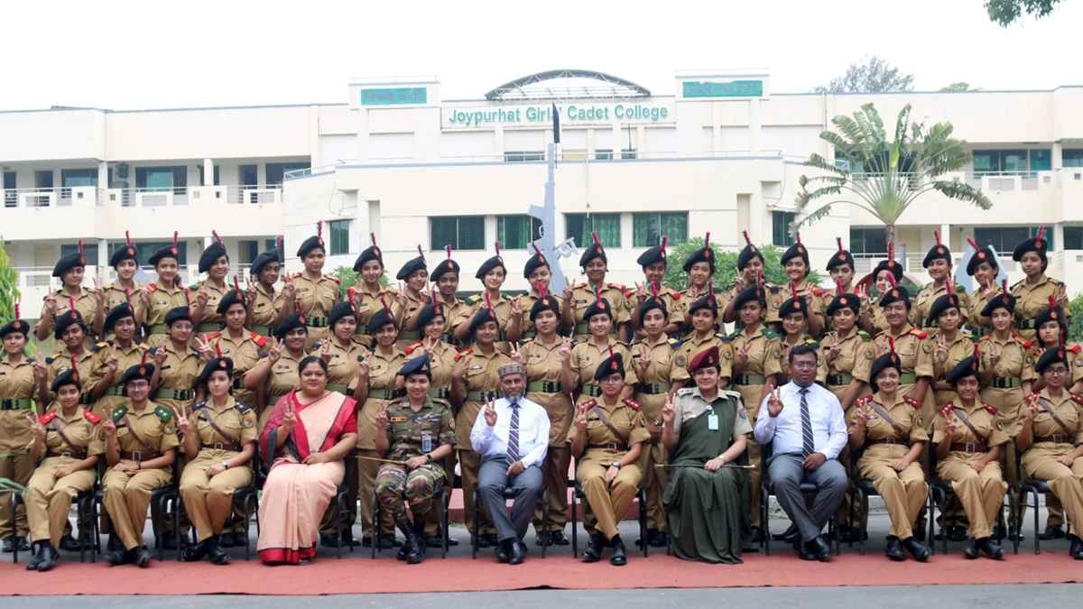 জয়পুরহাট গার্লস ক্যাডেটের সব শিক্ষার্থী পেলেন জিপিএ-৫