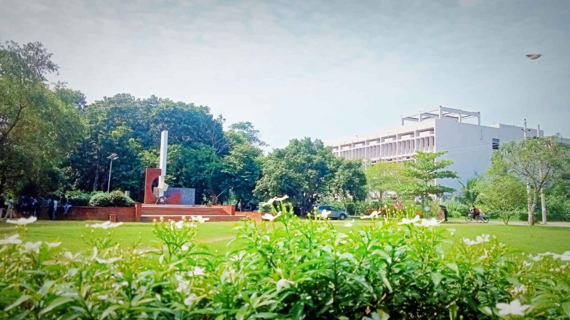 খুলনা বিশ্ববিদ্যালয়: এখন সময় নতুন প্রত্যয়ে এগিয়ে চলার