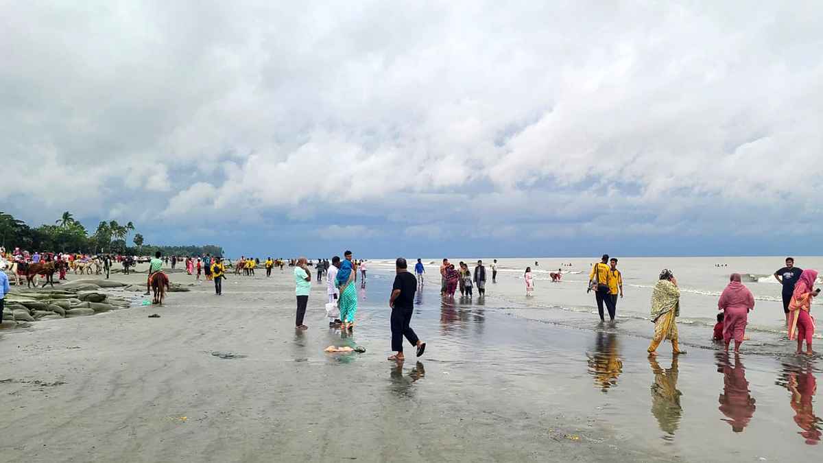 ছুটিতে কুয়াকাটায় নামবে পর্যটকের ঢল, ৭০ শতাংশ রুম বুকিং