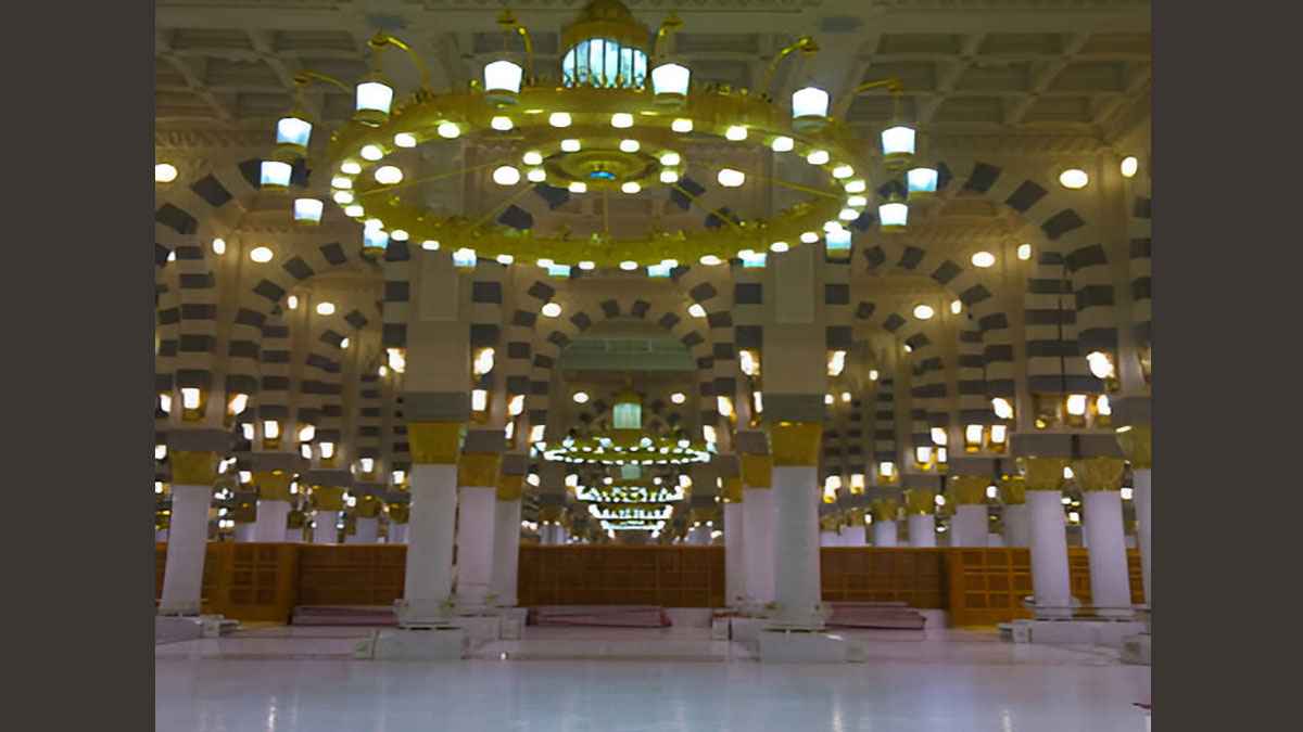 নবীজিকে স্বপ্নে দেখার সৌভাগ্য যাদের হয়