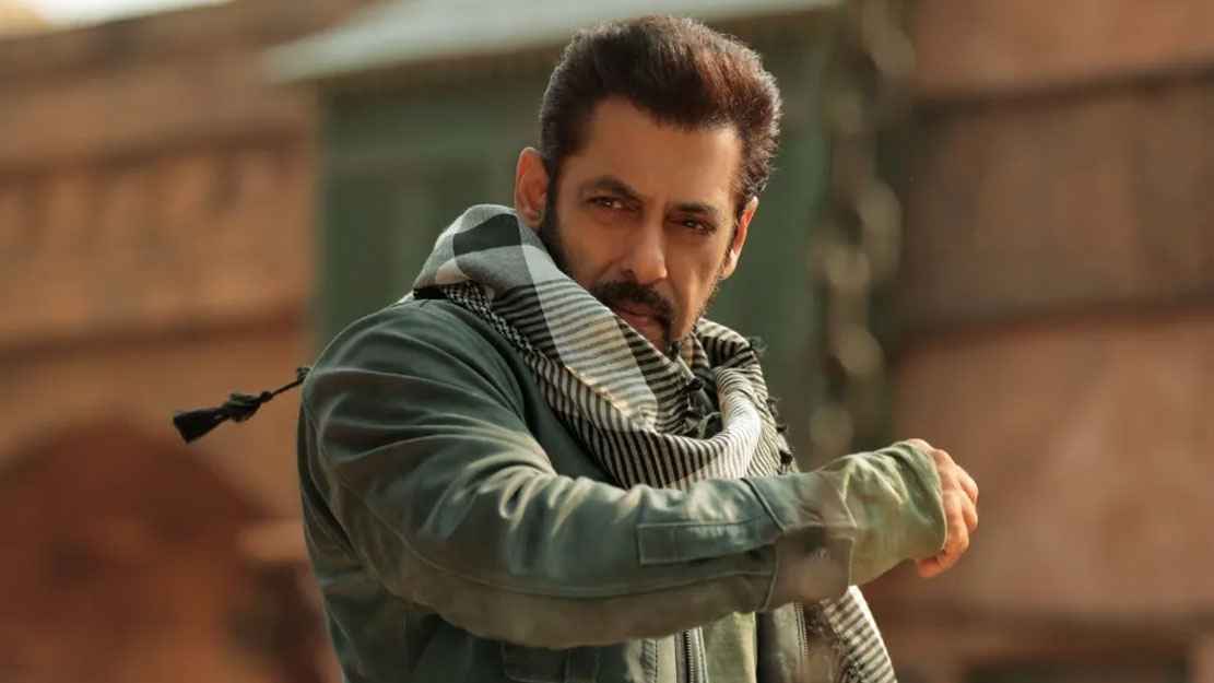 বাঁচতে চাইলে মন্দিরে পূজা দিতে হবে সালমানকে, গ্যাংয়ের শর্ত