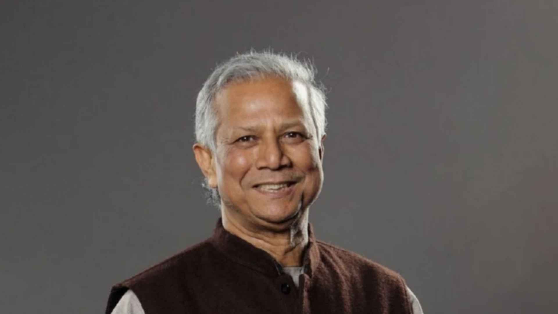 শান্তিতে নোবেল পুরস্কার জয়ে নিহন হিদানকিওকে ড. ইউনূসের অভিনন্দন