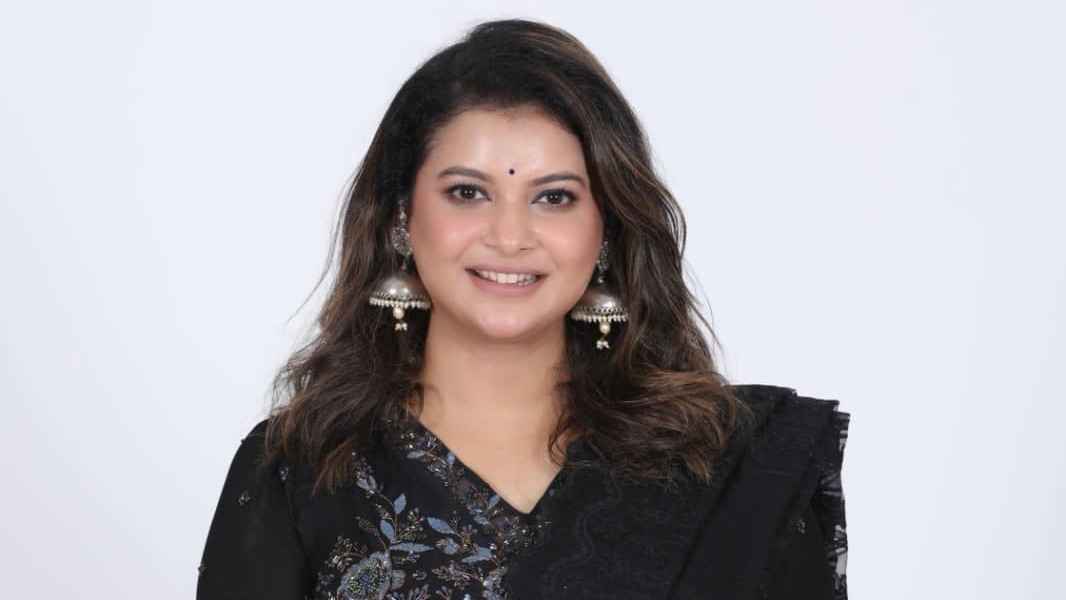 বিশেষ দলের সদস্যর জন্য জাতীয় পুরস্কার পাননি শবনম ফারিয়া!